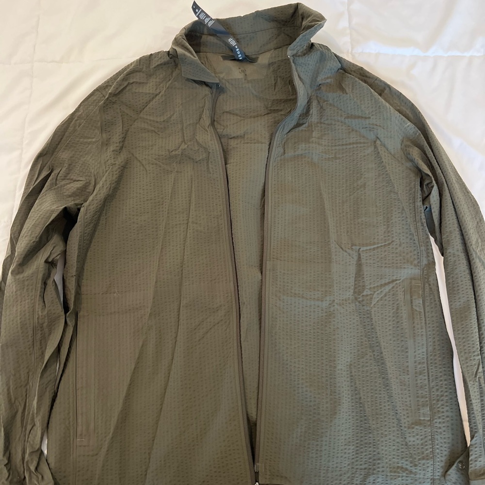 Lululemon light weight jacket